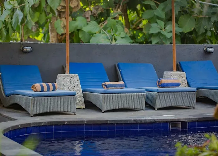 D'reborn 3* Nusa Lembongan